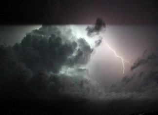 Καταιγίδα έπληξε και το Μπατσί Άνδρου