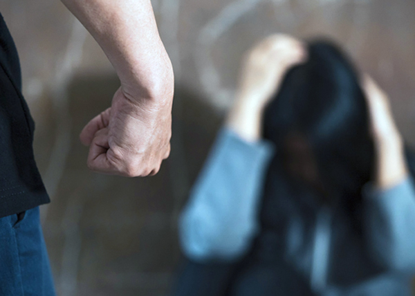 “Επιπτώσεις της ενδο-οικογενειακής βίας στην ψυχική υγεία των γυναικών"