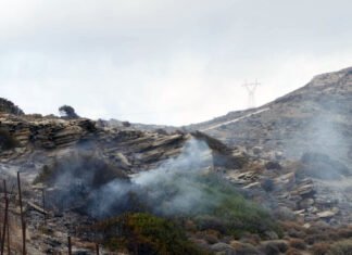 Η φωτιά στο Στενό