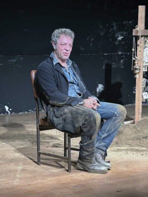 Πνευματική ανάσα το «Σαρμάντζα» του Κ. Δομηνίκ στο Δημοτικό Θέατρο Άνδρου