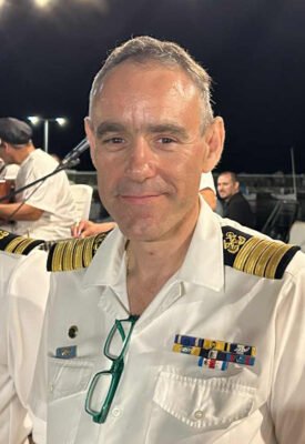 Συγκίνηση για την αναβάθμιση Γιάννη Θεοχάρη