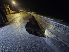 Γιάλια: "η θάλασσα θα παίρνει πάντα αυτό που της ανήκει"