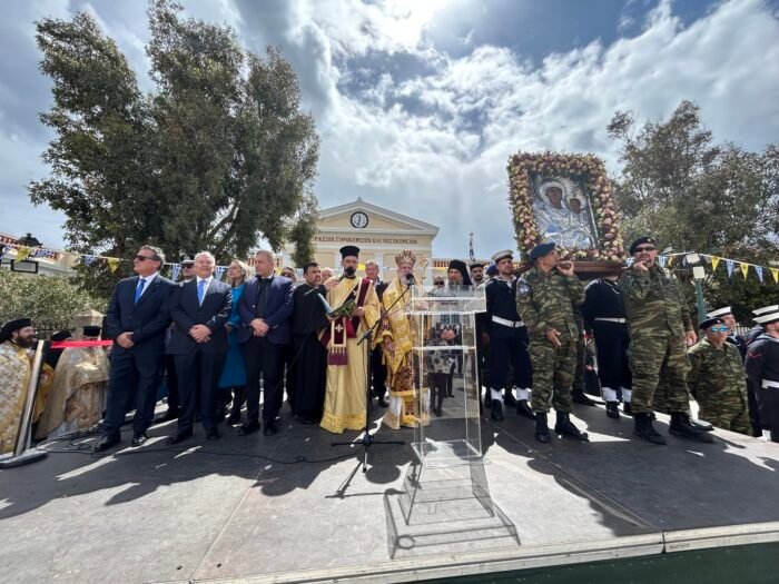 Η γιορτή της Θεοσκέπαστης, το πιο συγκινητικό βίωμα της Άνδρου