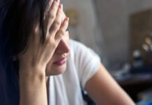 Μα υπάρχει βία στην Άνδρο(!)(;)