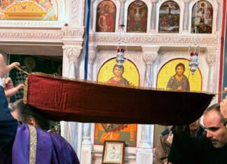 Αποκαθήλωση στο Μπατσί