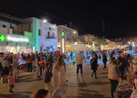 Νίκος Κατσίκης: Γιατί δεν εφαρμόζεται η απόφαση για τη νυχτερινή πεζοδρόμηση στο Γαύριο;