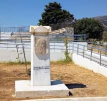 Στο δημοτικό σχολείο Χώρας η προτομή του Θ. Καΐρη