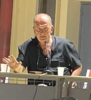 Ο λαογράφος Βαγγέλης Λουκίσας, ο Vang Louk