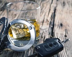 Σύλληψη για "μεθυσμένη" οδήγηση στην Άνδρο