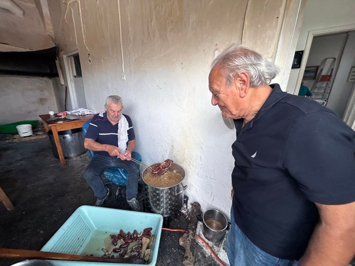 Χοιροσφάγια στις Μένητες