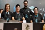 Της ώρας! Η Μάρθα Κωστή και η Χαρίκλεια Δανιόλου στους πατατοκεφτέδες και Βιβή Δανιόλου στη φουρτάλια.