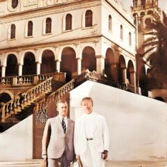 Η τελευταία φωτογραφία. Στην Μεγαλόχαρη της Τήνου.