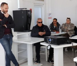 OLYMPUS DIGITAL CAMERA